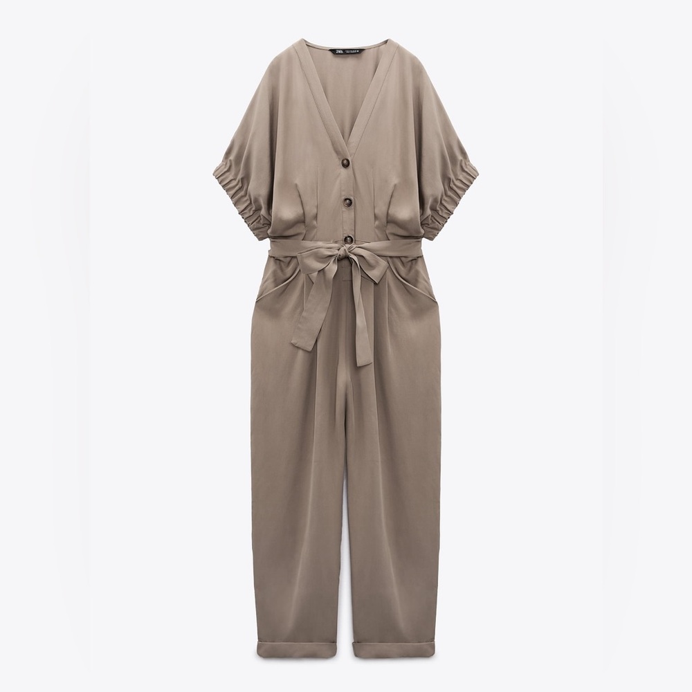 🌸Zara jumpsuit beige